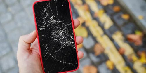 3-ultimate-solutions-to-your-cracked-mobile-phone-display-screen-china-phonefix